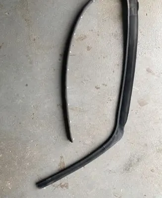 BMW iX Rubber seal rear door 8491359
