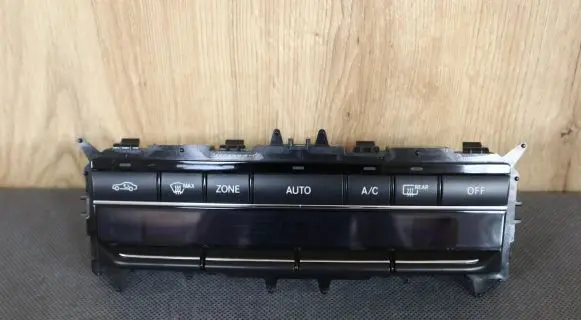 Mercedes-Benz E W212 Climate control unit 2129008711