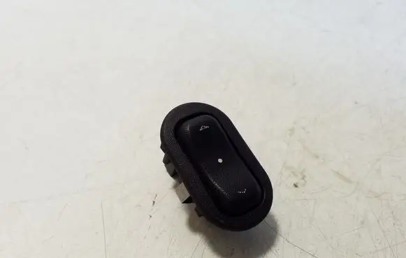 Opel Zafira A Electric window control switch 90561388