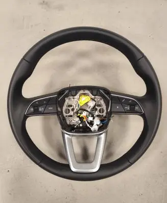 Audi Q3 F3 Steering wheel AUDIQ383AKIEROWNIC