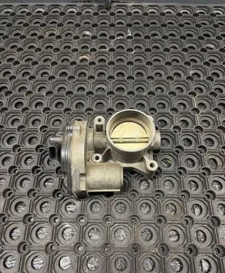 Ford Mondeo MK IV Throttle valve VP4F9U9E928AB