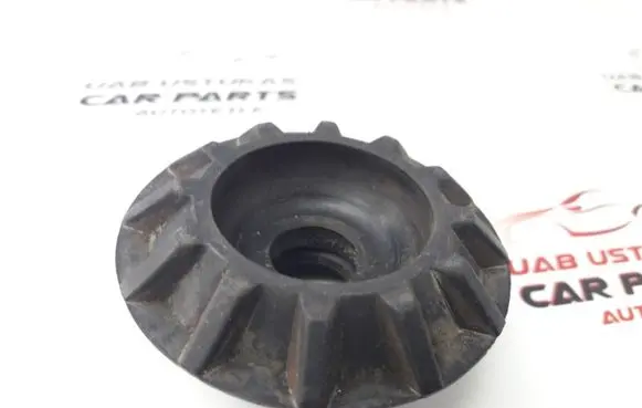 Volkswagen Golf II Front shock absorber mounting bracket 191512335