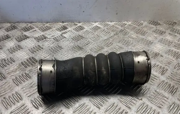 BMW 5 F10 F11 Intercooler hose/pipe 7800144