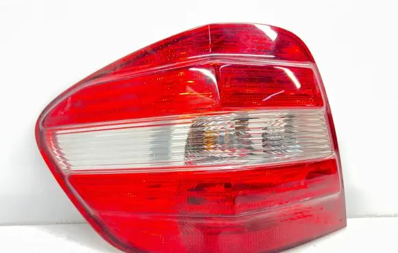 Mercedes-Benz ML W164 Rear/tail lights A1648203164