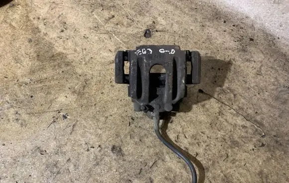 Rear brake caliper