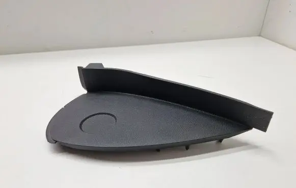 BMW 1 E82 E88 Dashboard side end trim 9124922