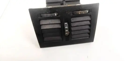 Skoda Octavia Mk2 (1Z) Dash center air vent grill 1Z0819203