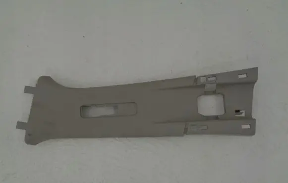 Renault Clio IV (B) pillar trim (top)