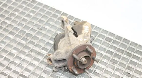 Ford Focus Front wheel hub