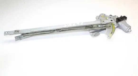 Mitsubishi Lancer Front door electric window regulator 
