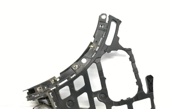 Porsche Cayenne (92A) Rear bumper mounting bracket 7P5807377