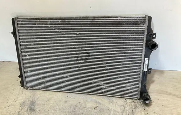Audi A3 S3 A3 Sportback 8P Coolant radiator 1K0121251AT