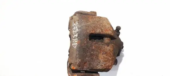 Volkswagen Golf Plus Front brake caliper de582