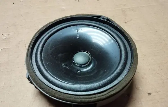 Honda CR-Z Front door speaker