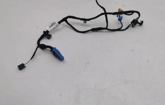 Audi A1 Front door wiring loom 82G971035B