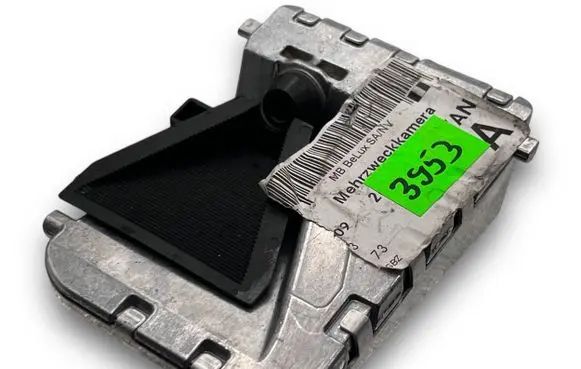 Mercedes-Benz EQV 447 Central body control module S3953 A0009009005