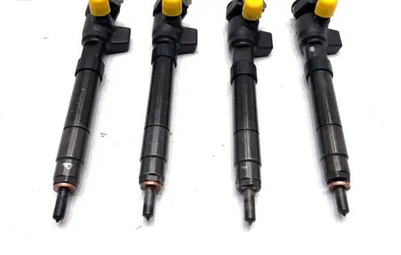 Citroen DS5 Fuel injectors set 9674984080