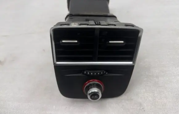 Audi RS3 Rear air vent grill 8V0819203