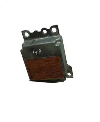 Nissan X-Trail T30 Airbag control unit/module 988209h605