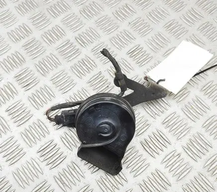 Volkswagen PASSAT CC Horn signal 7N0951221A