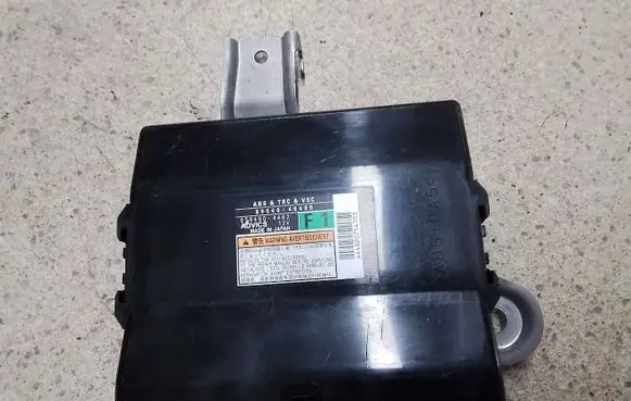Lexus RX 450H ABS control unit/module 8954048480