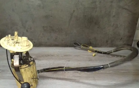 Volvo S60 In-tank fuel pump 0580303065 30792039