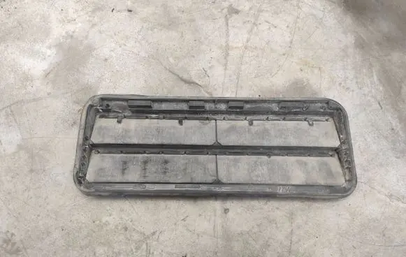 Ford Explorer VI Quarter panel pressure vent FL3415280B62AC