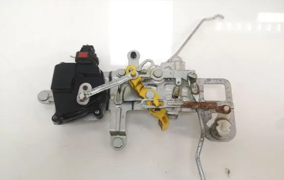 Hyundai H-1, Starex, Satellite Tailgate boot lock/latch motor 