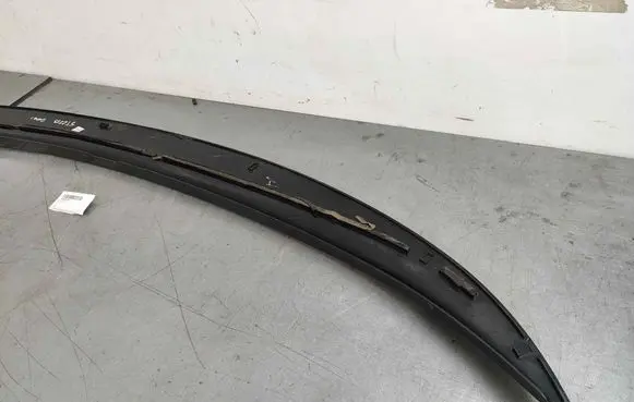 Chrysler 300C Other exterior part 04805701aa