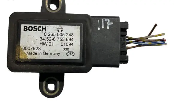 BMW 5 E39 ESP acceleration yaw rate sensor 6753694 34526753694 0265005248