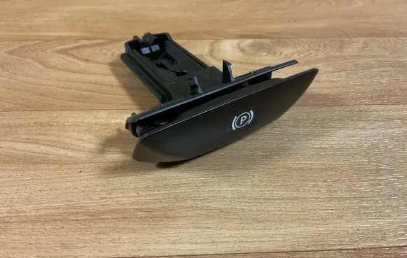 Mercedes-Benz E W212 Hand parking brake switch A2044200177