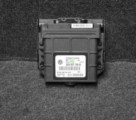 Volkswagen Touareg II Gearbox control unit/module 0C8927750B