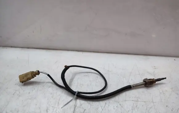 Audi A6 Allroad C7 Exhaust gas temperature sensor 4M0906088AB