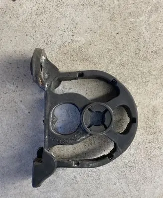 Volkswagen Phaeton Muffler mount bracket/holder 3D0253144A 3D0253144M