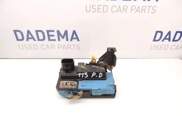 Volvo S60 Front door lock D113