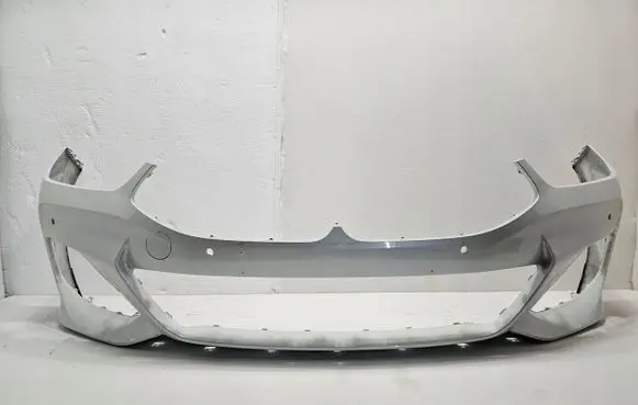 BMW 8 G14 Front bumper 8070558