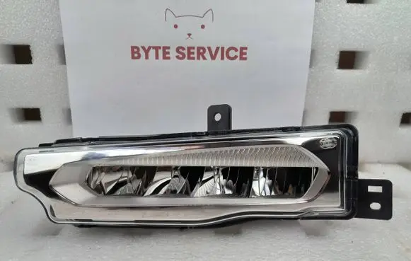 BMW X3 G01 Front fog light 7412527