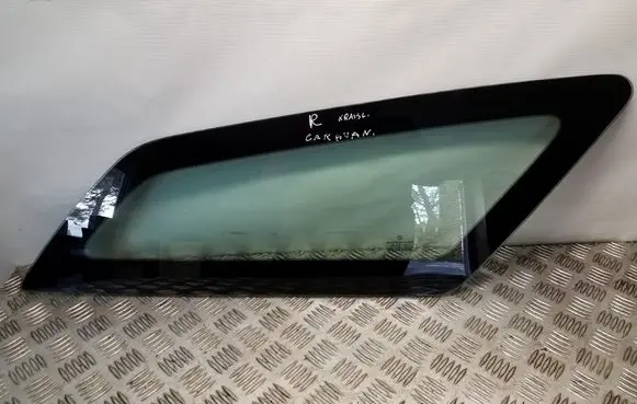 Chrysler 300 - 300C Rear side window