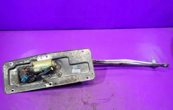 Tata Indica Vista II Front wiper linkage and motor 