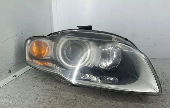 Audi A4 S4 B7 8E 8H Headlight/headlamp 