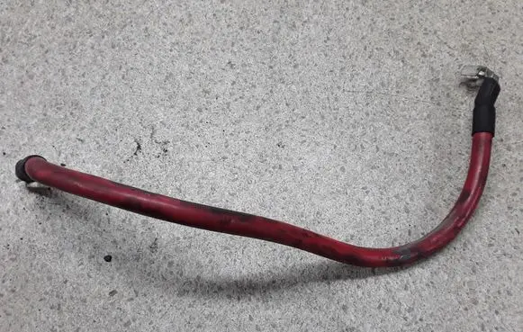 Alfa Romeo 159 Positive cable (battery)