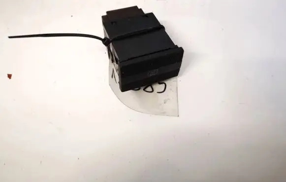 Volkswagen PASSAT B4 Windscreen/window heater switch 3ca0959621g