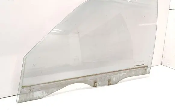 Mazda 929 Front door window glass four-door AS2 DOT23 M398