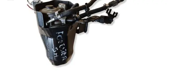 Subaru Forester SH Fuel filter housing 