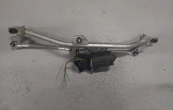 Audi A6 S6 C5 4B Front wiper linkage and motor 4B1955113 058980409 0390241140