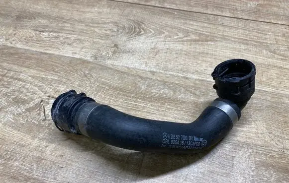 Mercedes-Benz SL AMG R231 Engine coolant pipe/hose A2055017000 DBL625416 2275414