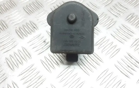 Renault Laguna II Headlight level adjustment motor 8200006664