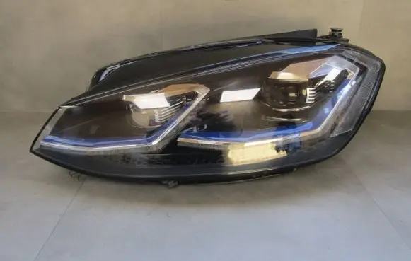 Volkswagen Golf VII Headlight/headlamp 5G1941081B