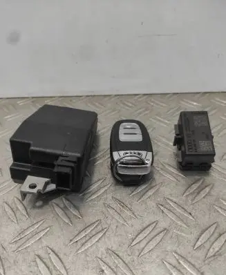 Audi A6 Allroad C7 Engine ECU kit and lock set 4H0905852C 4H0909131