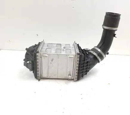 BMW M5 Intercooler radiator 7843119 7843531 7843221